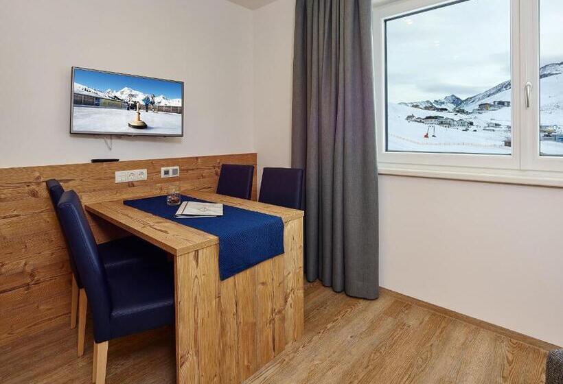 בית מלון כפרי Garni Kristall