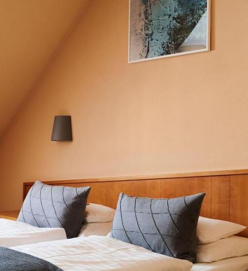 فندق Garni Thermenoase