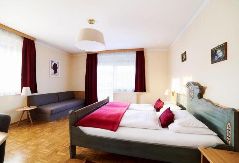 فندق Garni Thermenoase