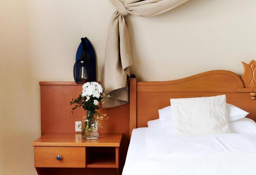 فندق Garni Thermenoase