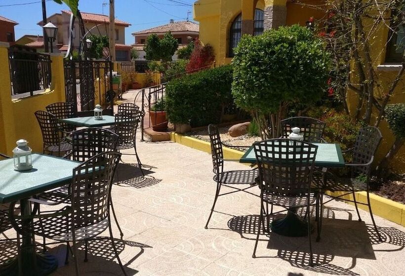 هتل La Nova Tenalla   Adults Only