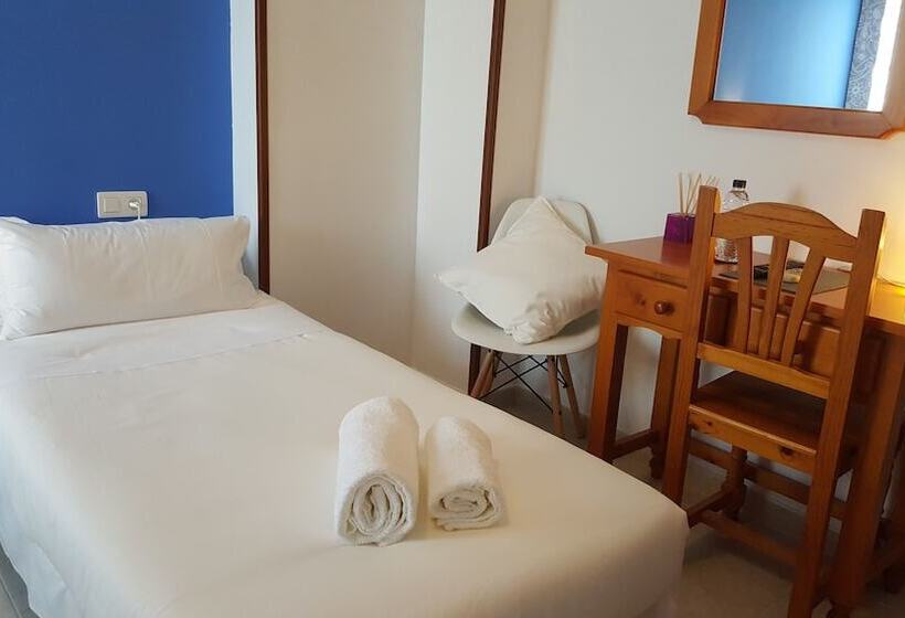 호텔 La Nova Tenalla   Adults Only