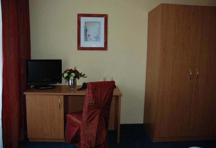 فندق Landhaus Brieger