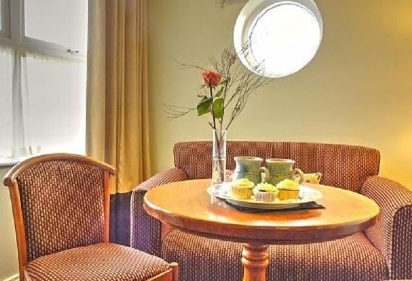 בית מלון כפרי Mcgrory S