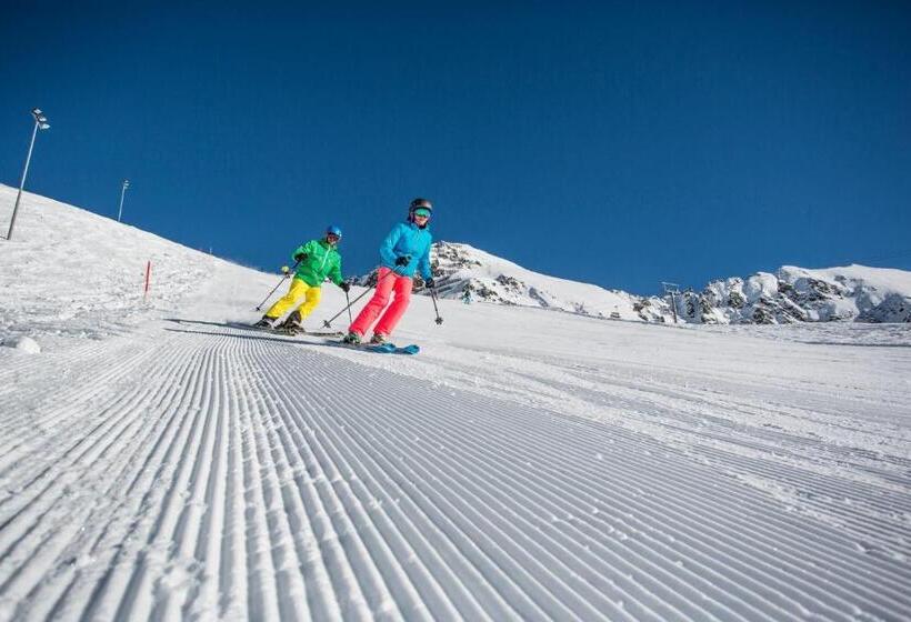 בית מלון כפרי Mooshaus Winterresort