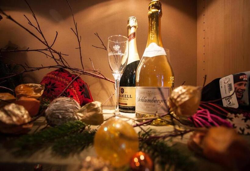 فندق Pension Edelweiss   Bergdorf Gargellen 1423m