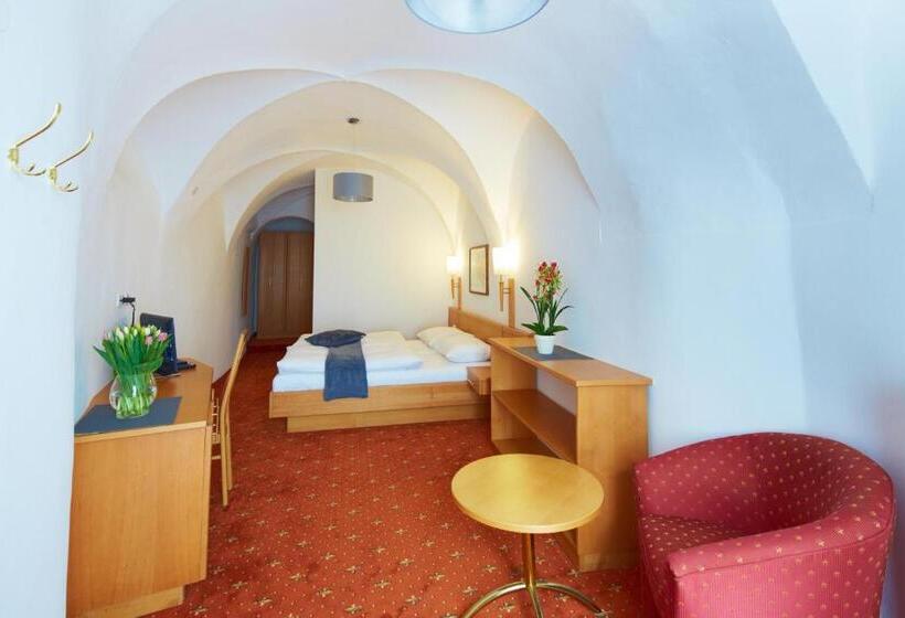 酒店 Rathauskeller Melk