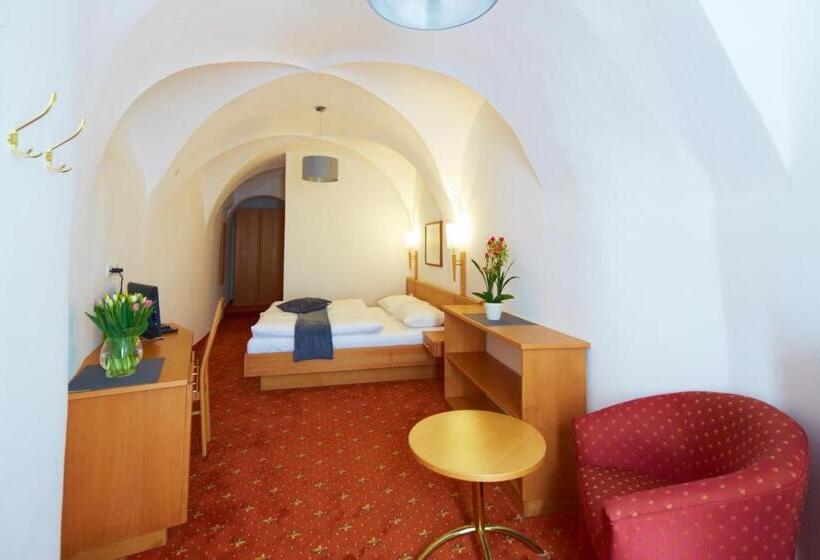 酒店 Rathauskeller Melk