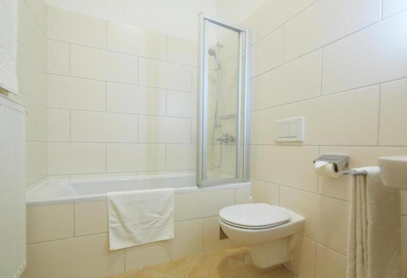 酒店 Rathauskeller Melk