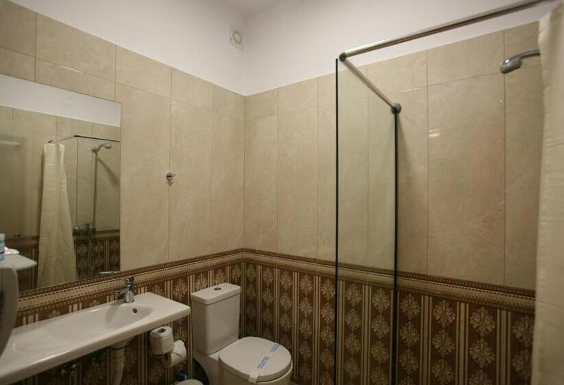 Отель Saint George Palace