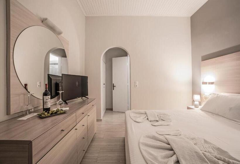 Отель Saint George Palace