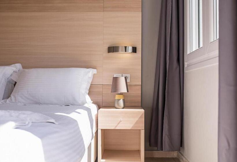 Отель Saint George Palace