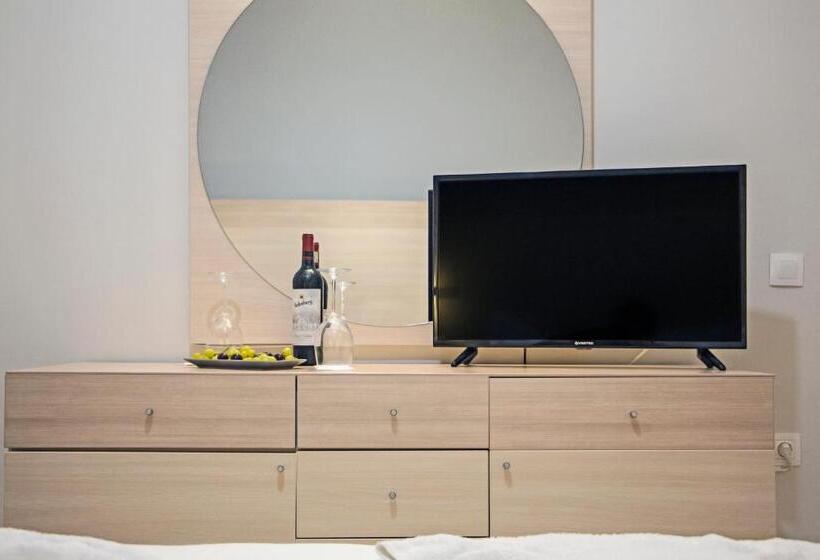 Отель Saint George Palace