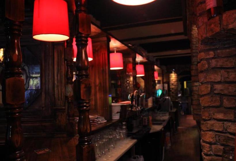 בית מלון כפרי The Western