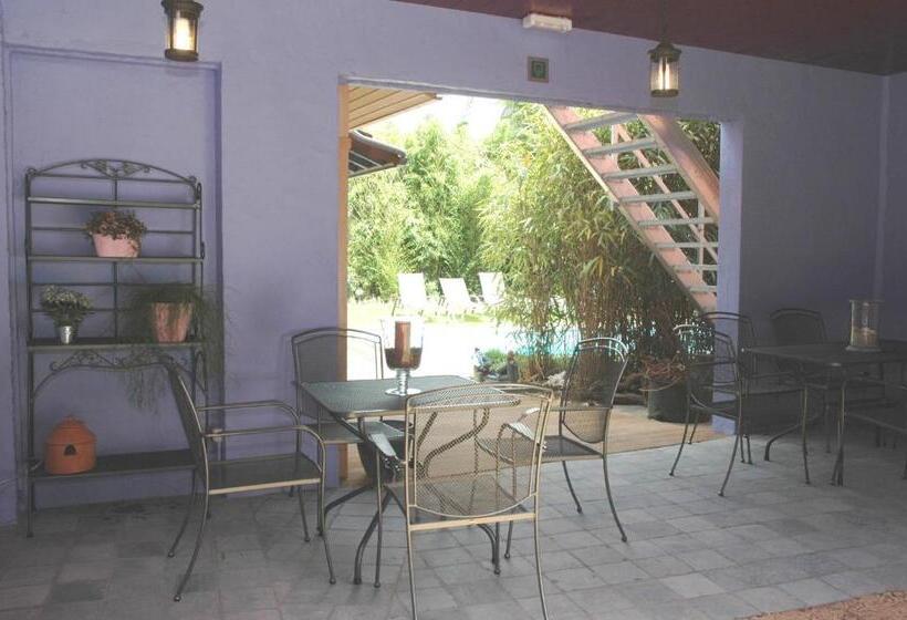 בית מלון כפרי Van Reeth's Koffiebranderij