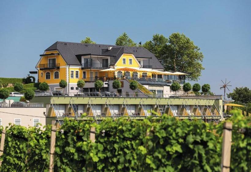 هتل Weinrefugium Brolli