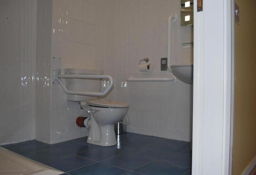 Отель West View Accomodation