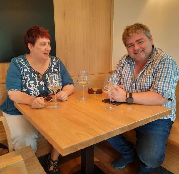 בית מלון כפרי Wirtshaus Restaurant Pension Steirerland