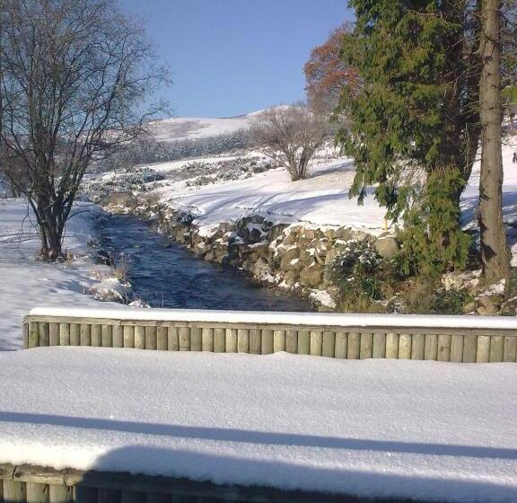 Macreddin Rock Bed & Breakfast