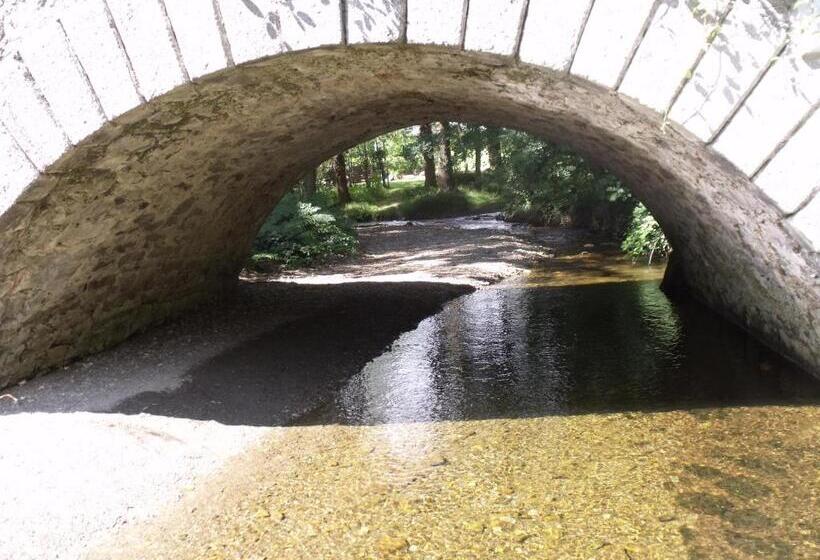 Macreddin Rock Bed & Breakfast