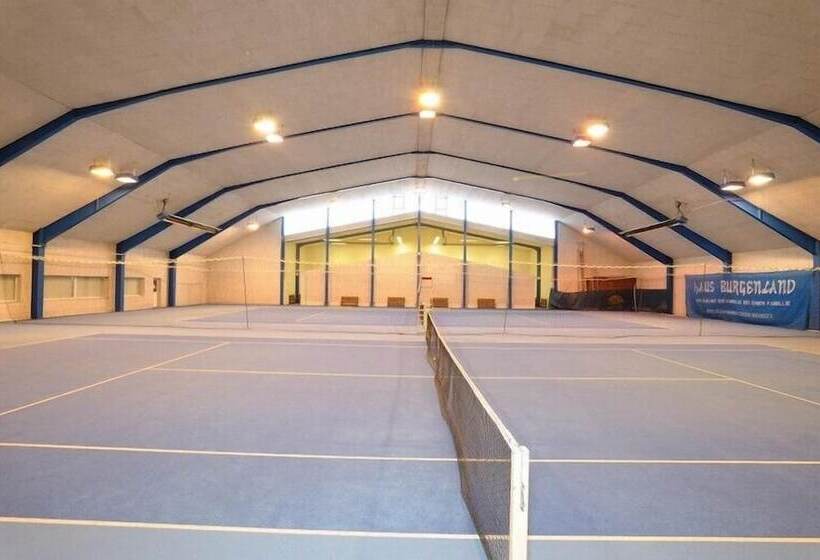 Sporthotel Podersdorf