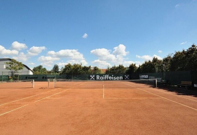 Sporthotel Podersdorf