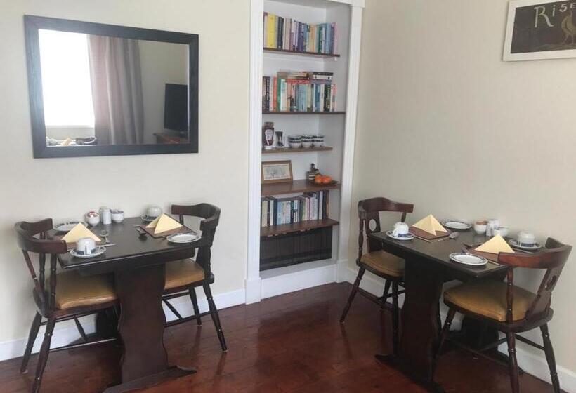 The Meadows Bed And Breakfast