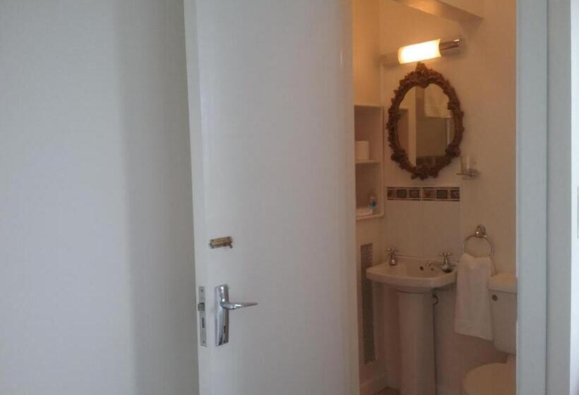 The Meadows Bed And Breakfast