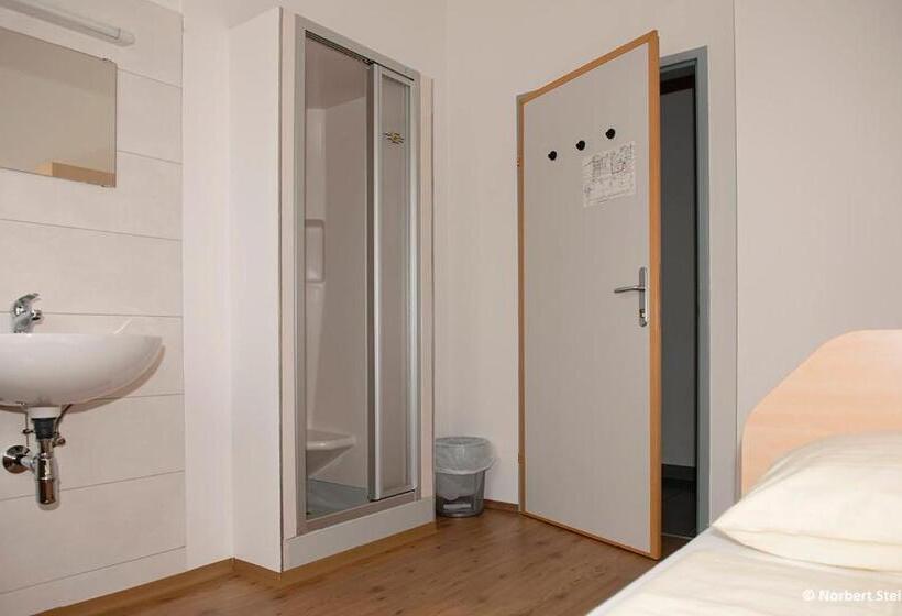 הוסטל Jugend  Und Familiengästehaus Heiligenblut