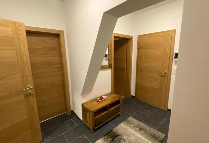 Alpenhotel & Aparthotel Lanz