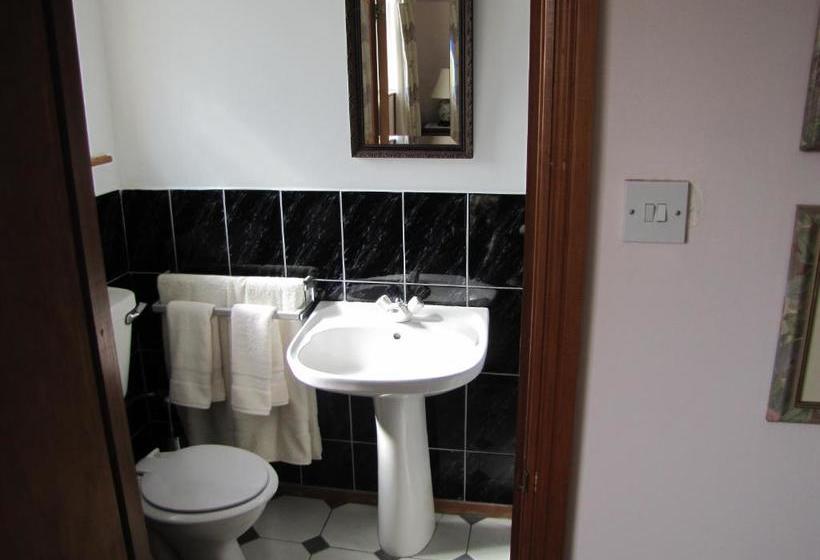 An Dooneen, The Hurley Farm B&b