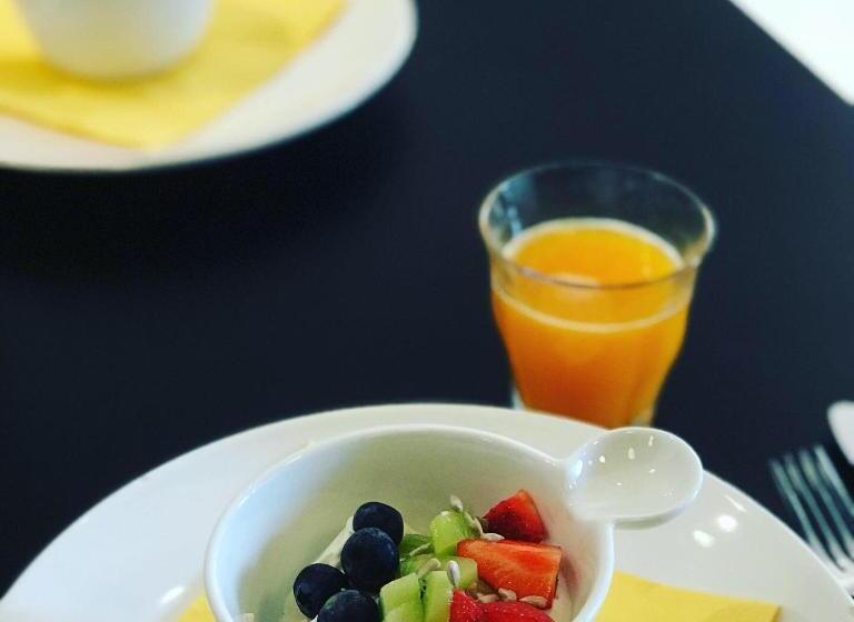 B&b Yellow Submarine