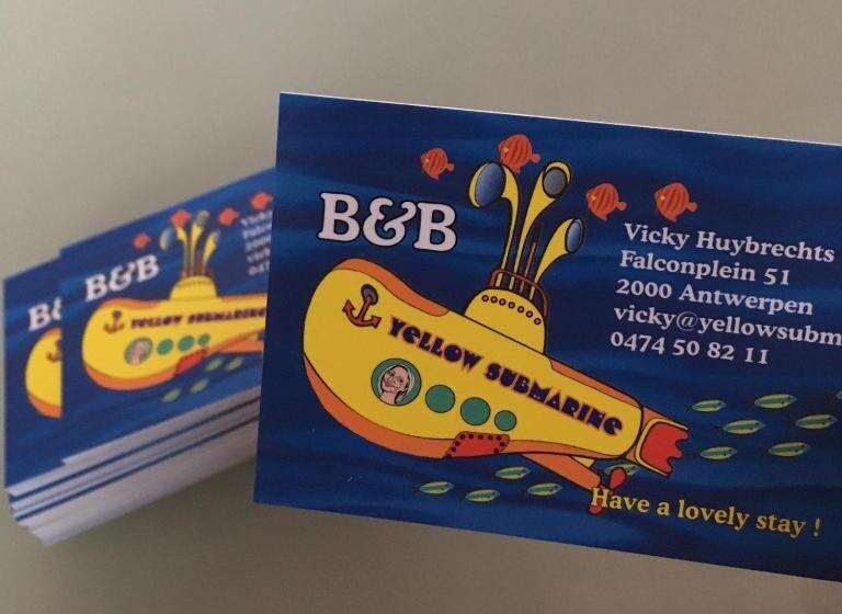 B&b Yellow Submarine