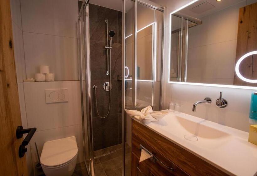 مبيت وإفطار Alpenresidenz Trisanna