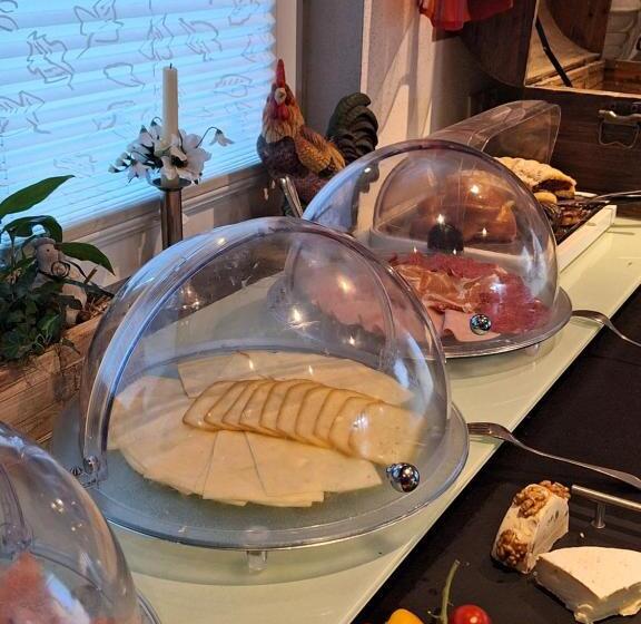 צימר Café Pension Margret