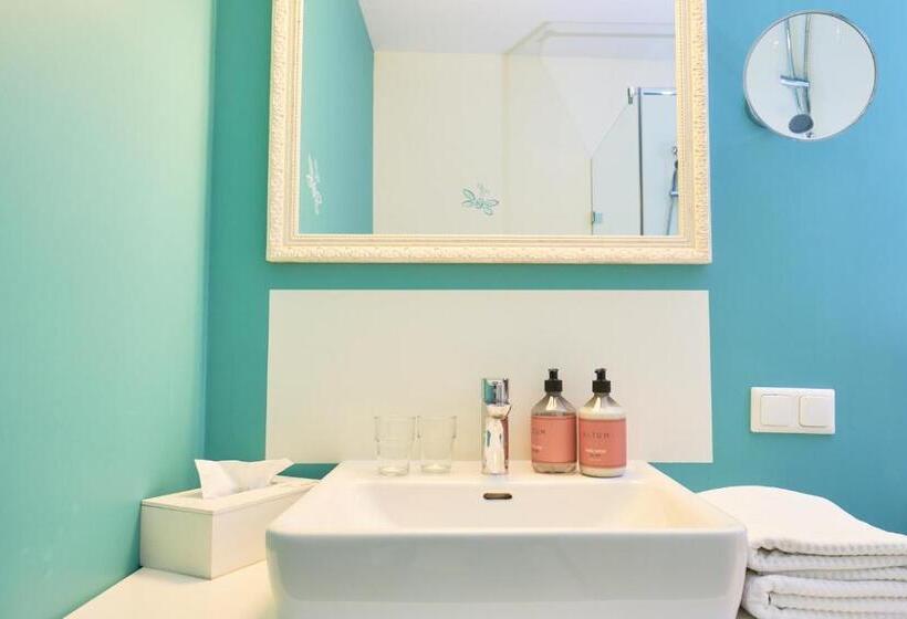 Bed and Breakfast Domizil Gols, Boutique