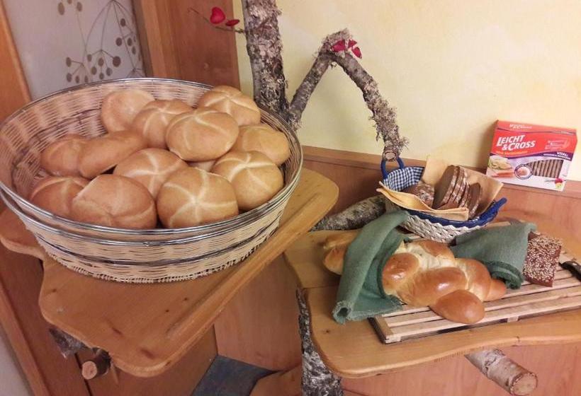 Bed and Breakfast Garni Erlbacher