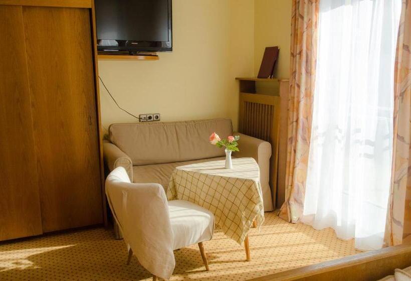 住宿加早餐  Gästehaus Pension Ria