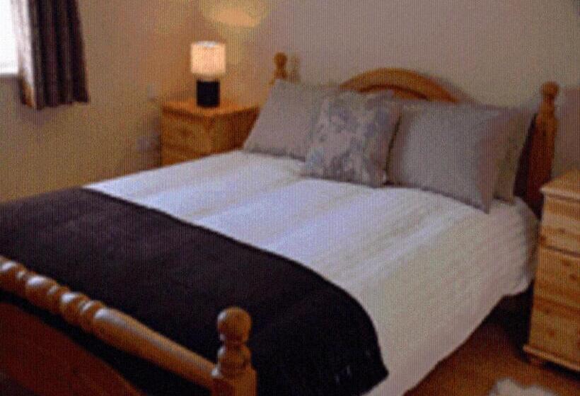 צימר Hawthorn House Guesthouse