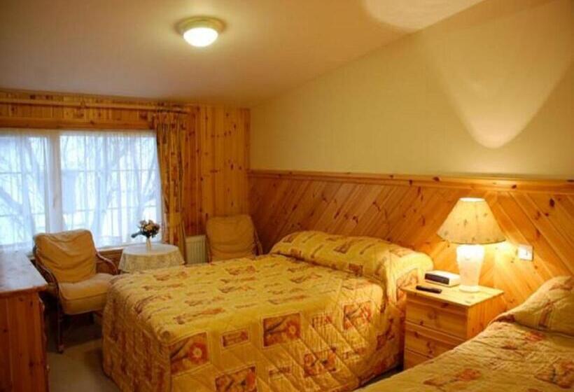 צימר Hawthorn House Guesthouse