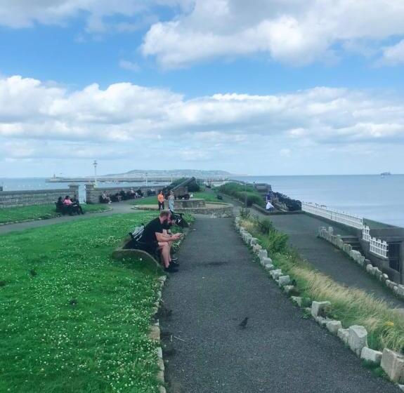 ベッドアンドブレックファースト Mulgrave Lodge