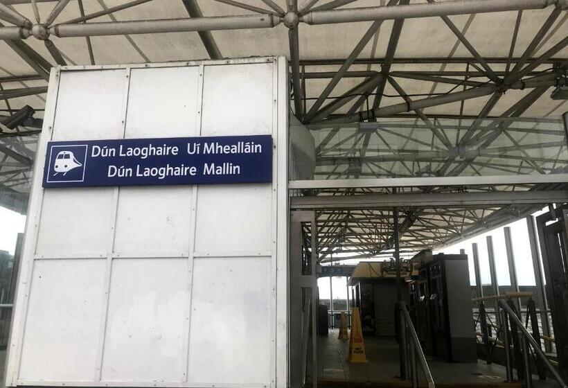 ベッドアンドブレックファースト Mulgrave Lodge