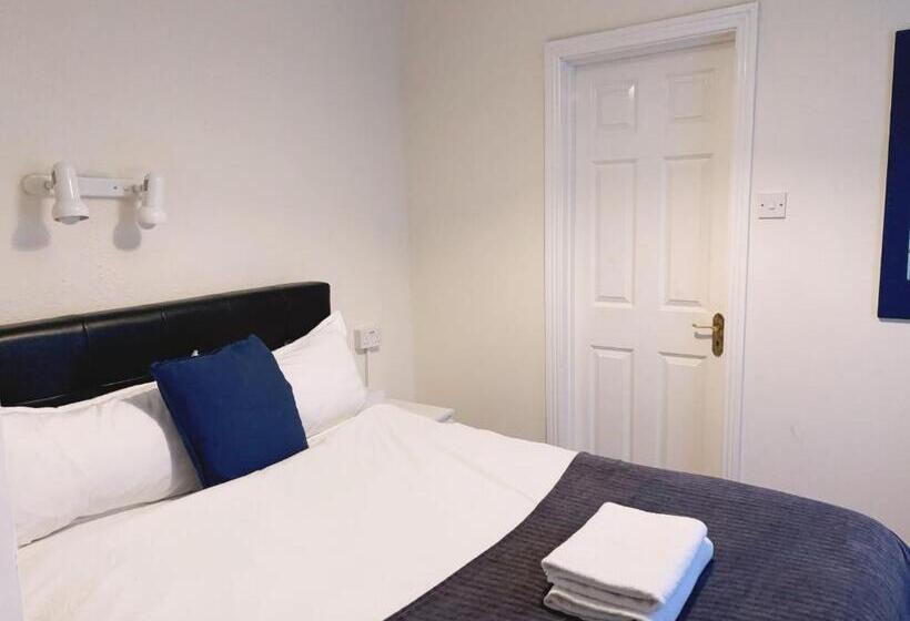 ベッドアンドブレックファースト Mulgrave Lodge