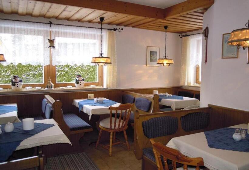 צימר Pension Herzoggut