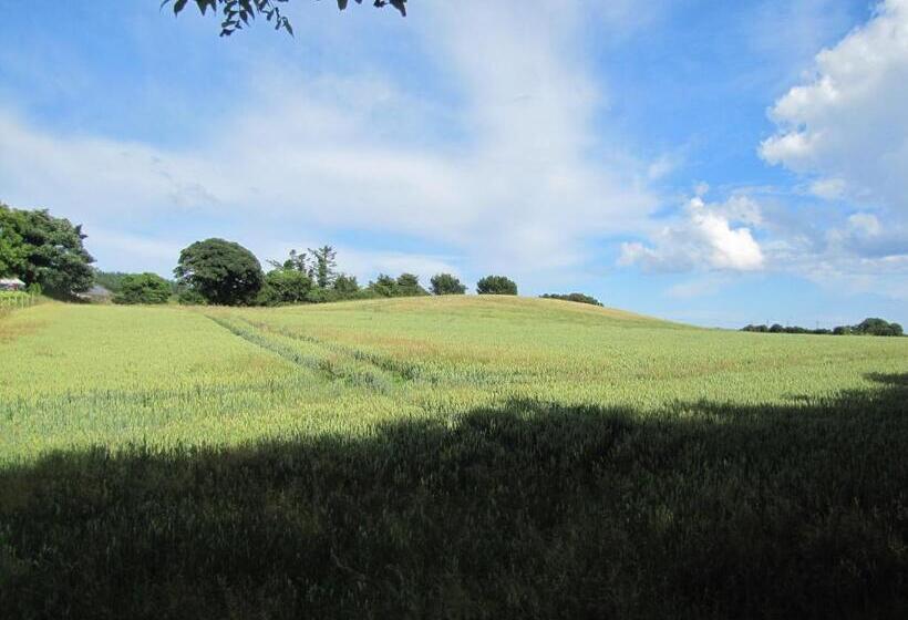 민박 Riverside Lodge