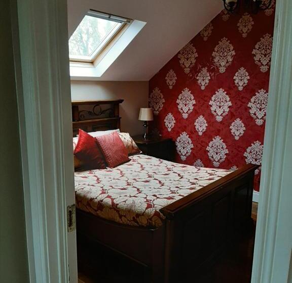 민박 Riverside Lodge