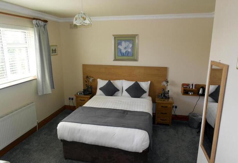 تختخواب و صبحانه Seacourt Accommodation Tramore Adult Only