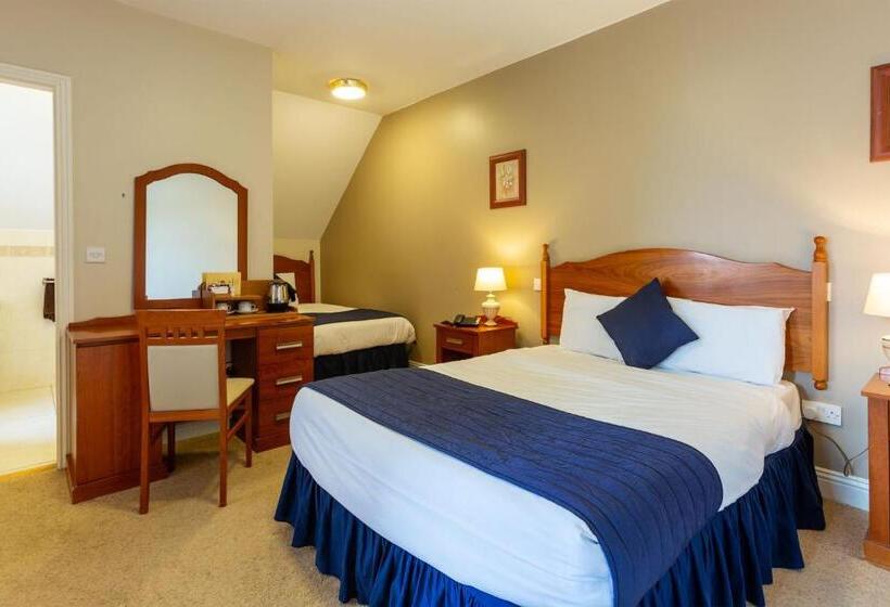 ベッドアンドブレックファースト Tudor House Guest House