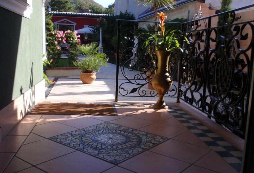 مبيت وإفطار Villa Angelina