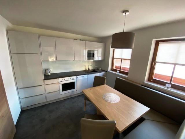 تختخواب و صبحانه Wellness Pension Jagahütt N